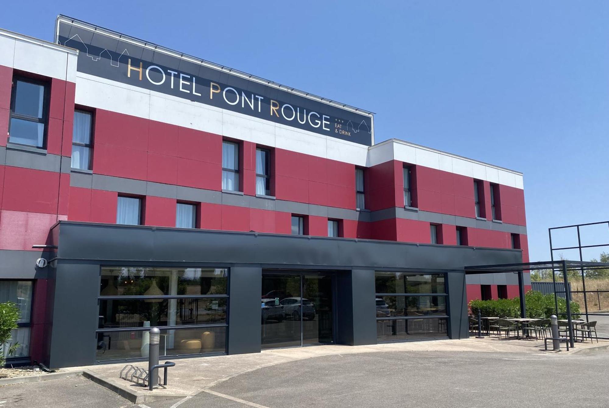 Hotel Pont Rouge ,