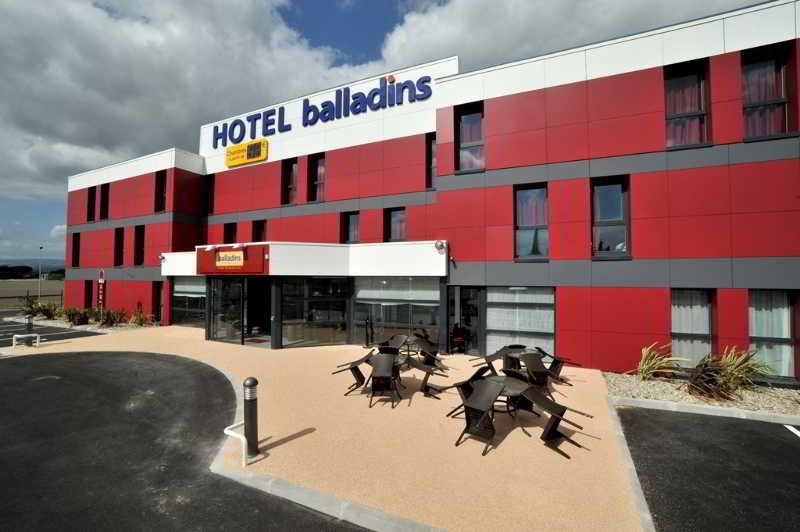 Hotel Pont Rouge , 3*