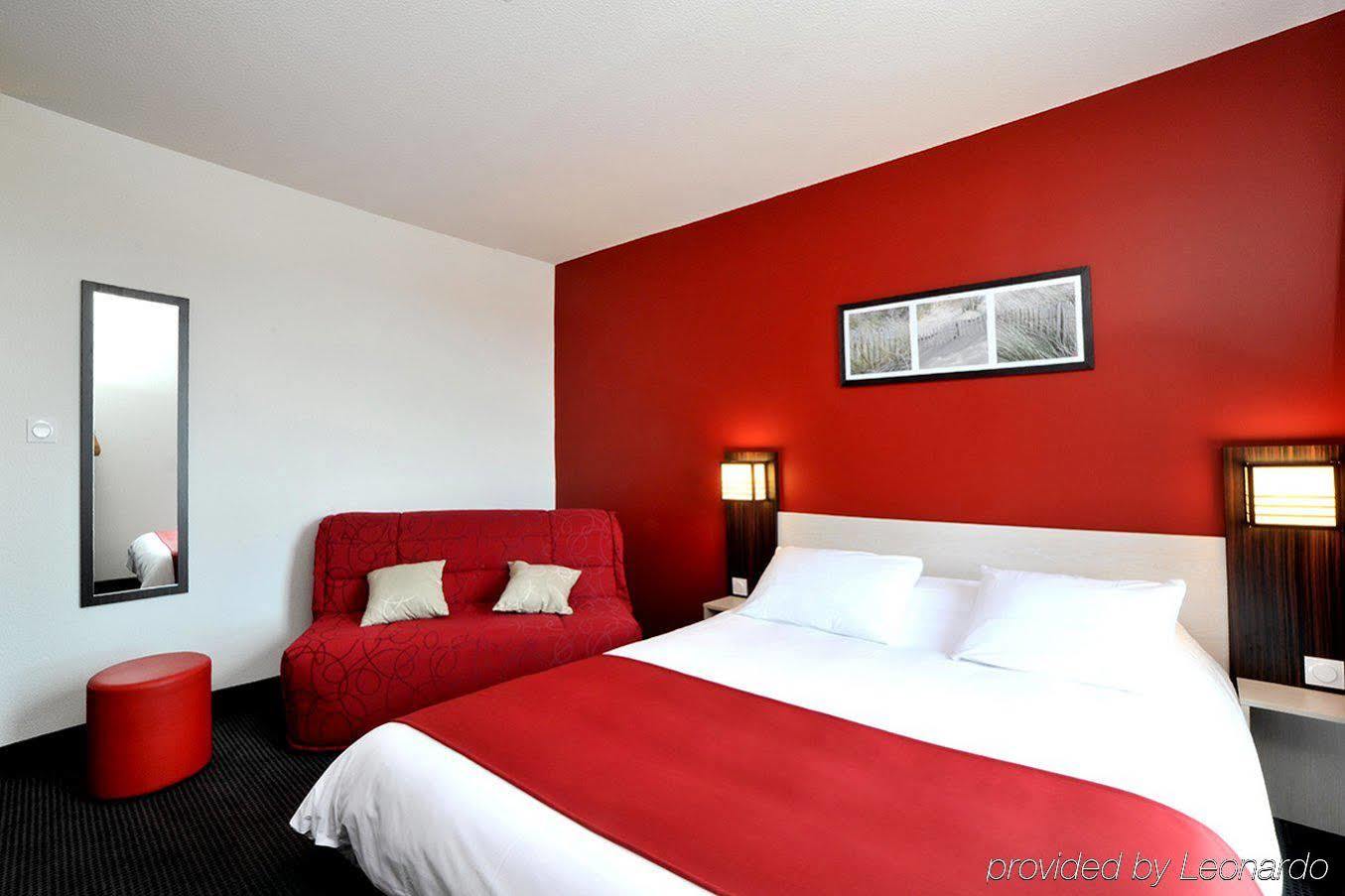 Pont Rouge , Hotel 3*